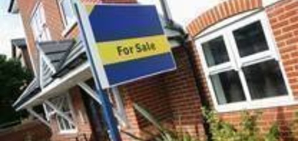House prices to fall 1% in 2017, predicts Countrywide
