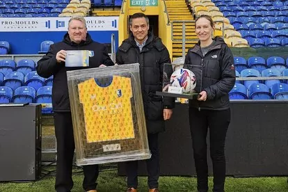 Banner Jones renews Silver Sponsorship with Mansfield Town FC